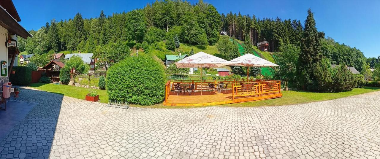 Rodinny "Hotel U Mustku" Desná Exterior foto